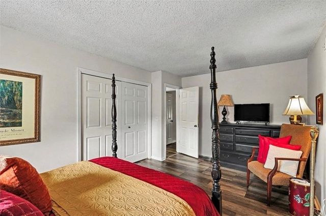 111 W Bannister Road 2, Kansas City, MO 64114