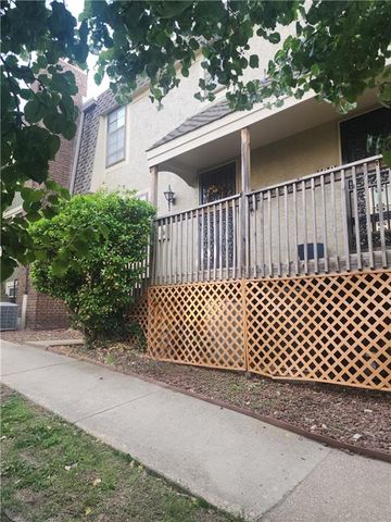 111 W Bannister Road 2, Kansas City, MO 64114