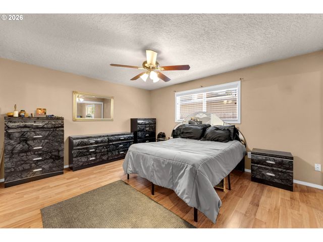 204 Ne 148TH Ave, Vancouver, WA 98684