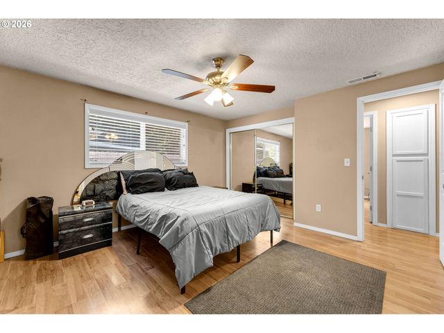 204 Ne 148TH Ave, Vancouver, WA 98684