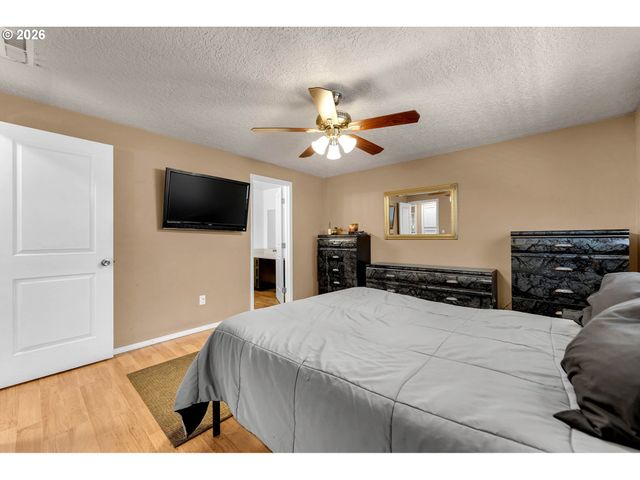 204 Ne 148TH Ave, Vancouver, WA 98684