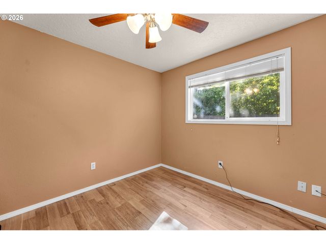 204 Ne 148TH Ave, Vancouver, WA 98684