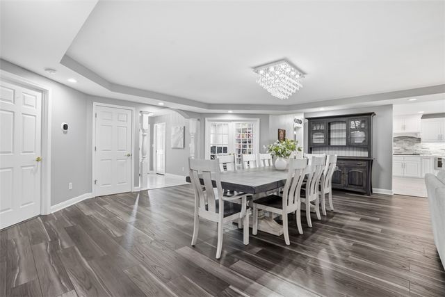 2339 Mcdevitt Rd, Franklin Park, PA 15143