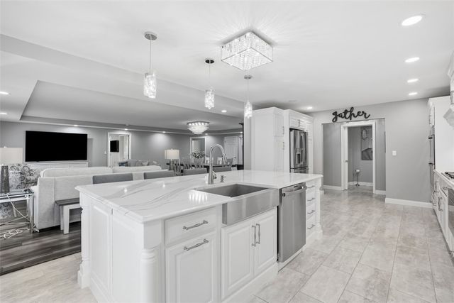 2339 Mcdevitt Rd, Franklin Park, PA 15143