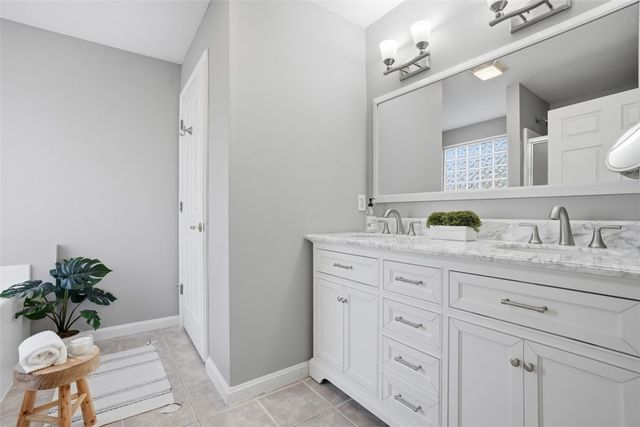 2339 Mcdevitt Rd, Franklin Park, PA 15143