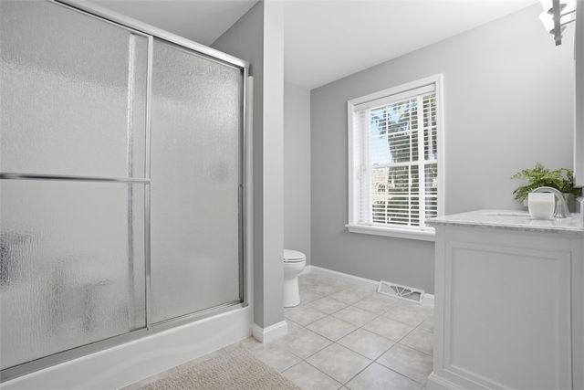 2339 Mcdevitt Rd, Franklin Park, PA 15143