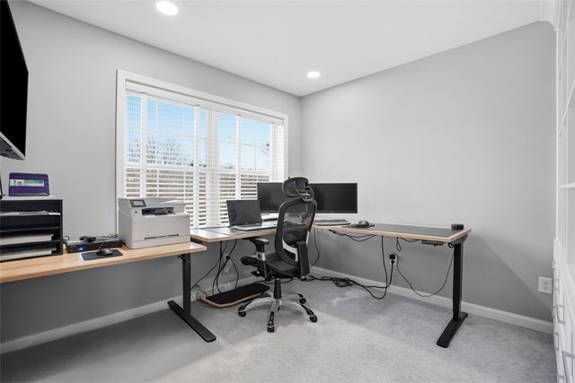 2339 Mcdevitt Rd, Franklin Park, PA 15143