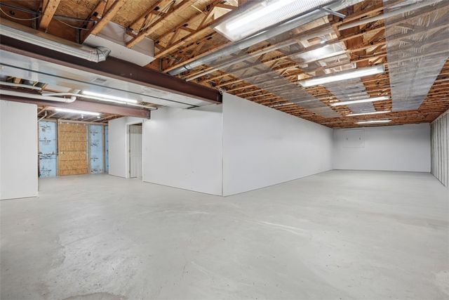 2339 Mcdevitt Rd, Franklin Park, PA 15143