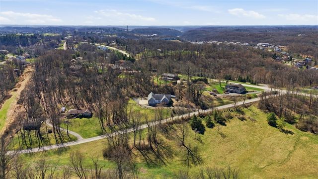 2339 Mcdevitt Rd, Franklin Park, PA 15143