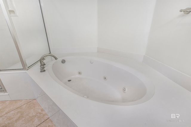 28250 Canal Road 106, Orange Beach, AL 36561