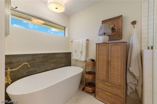178 Westwood DR, Naples, FL 34110