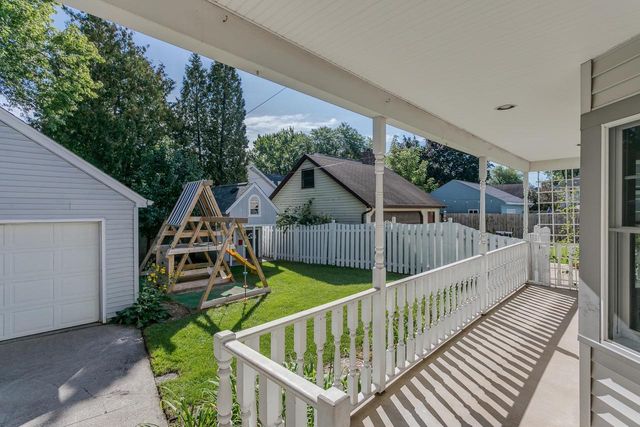 1712 N DREW STREET, Appleton, WI 54911