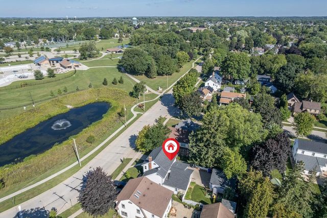 1712 N DREW STREET, Appleton, WI 54911