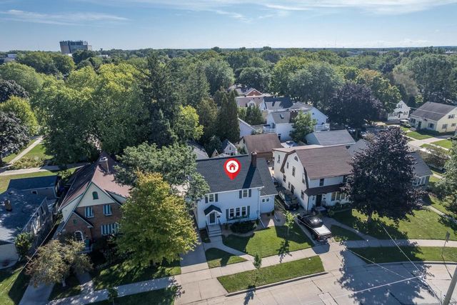 1712 N DREW STREET, Appleton, WI 54911
