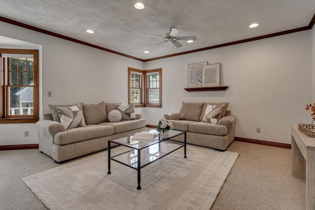 1712 N DREW STREET, Appleton, WI 54911