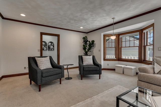 1712 N DREW STREET, Appleton, WI 54911