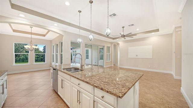 4756 ROYAL DORNOCH CIRCLE, Bradenton, FL 34211