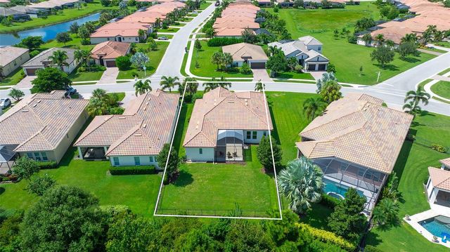 4756 ROYAL DORNOCH CIRCLE, Bradenton, FL 34211