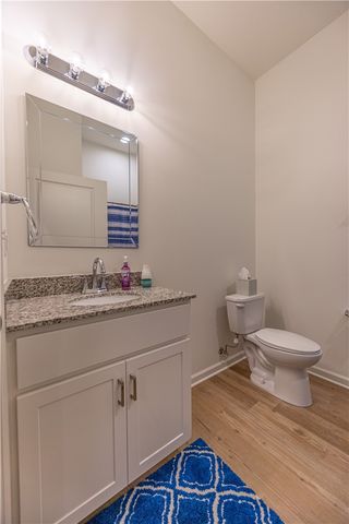 906 Valentina Ln 65, Lower Burrell, PA 15068