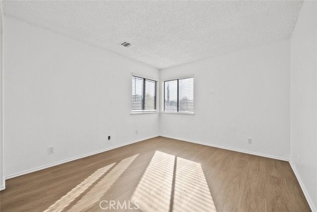 38501 Larkin Avenue 4, Palmdale, CA 93550