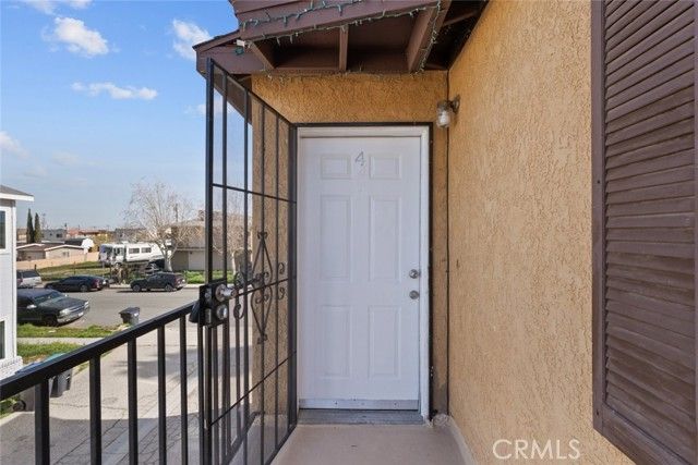38501 Larkin Avenue 4, Palmdale, CA 93550