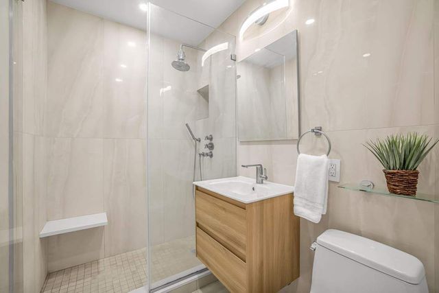 400 E 56th St Apt 37P, New York City, NY 10022