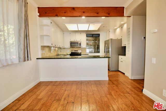 1825 Thayer Avenue, Los Angeles, CA 90025