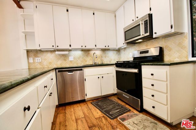 1825 Thayer Avenue, Los Angeles, CA 90025