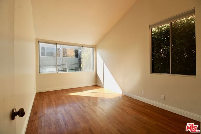 1825 Thayer Avenue, Los Angeles, CA 90025