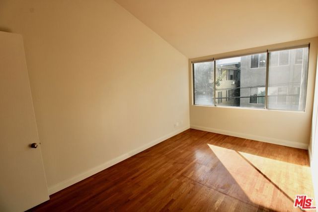1825 Thayer Avenue, Los Angeles, CA 90025