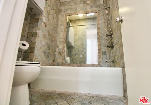 1825 Thayer Avenue, Los Angeles, CA 90025