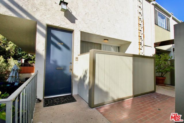 1825 Thayer Avenue, Los Angeles, CA 90025