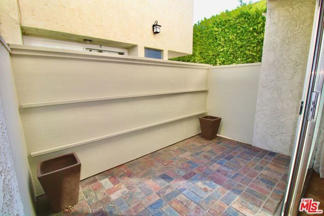 1825 Thayer Avenue, Los Angeles, CA 90025
