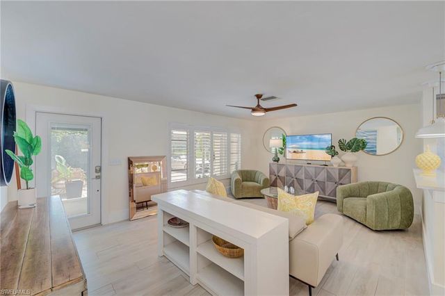 269 Bayshore DR, Cape Coral, FL 33904