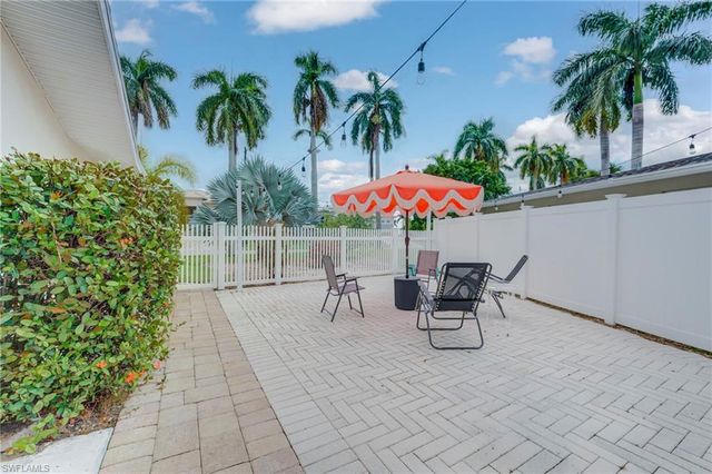 269 Bayshore DR, Cape Coral, FL 33904