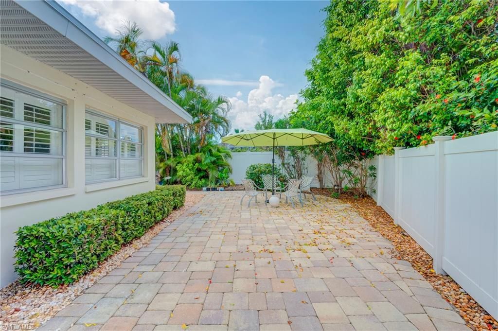 Image 23 of property listing at 269 Bayshore DR, Cape Coral, FL 33904