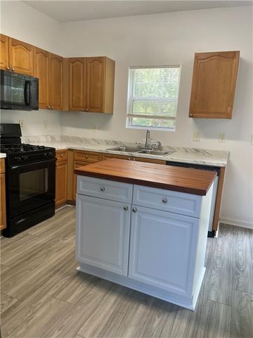 5896 Village Loop, Fairburn, GA 30213