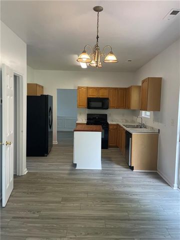 5896 Village Loop, Fairburn, GA 30213