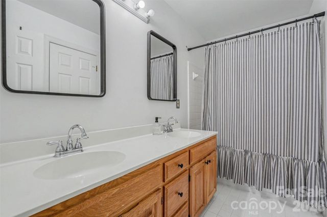7024 Rothmore Street, Charlotte, NC 28215
