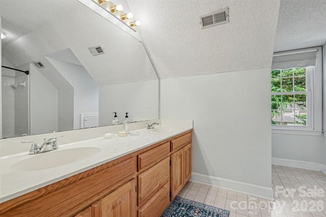7024 Rothmore Street, Charlotte, NC 28215