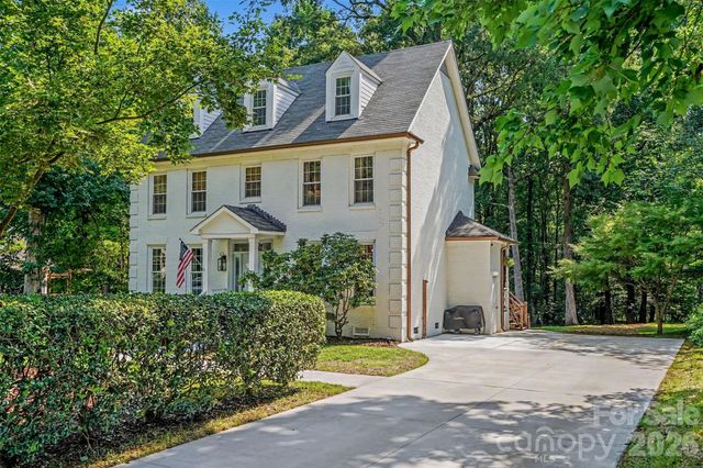 7024 Rothmore Street, Charlotte, NC 28215