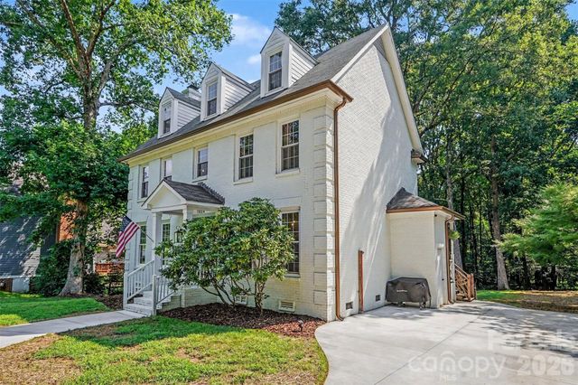 7024 Rothmore Street, Charlotte, NC 28215