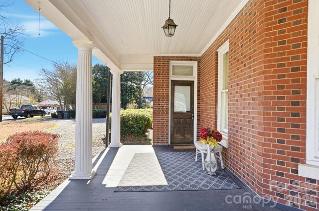 1103 W Franklin Street, Monroe, NC 28112