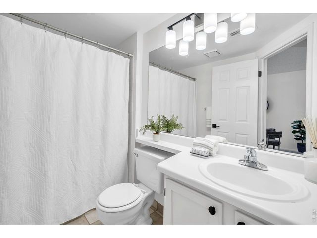 7411 Spy Glass Ct, Boulder, CO 80301