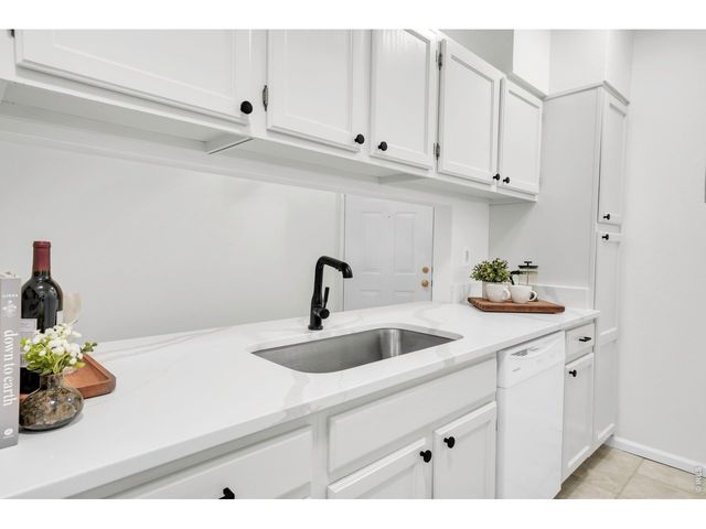 7411 Spy Glass Ct, Boulder, CO 80301