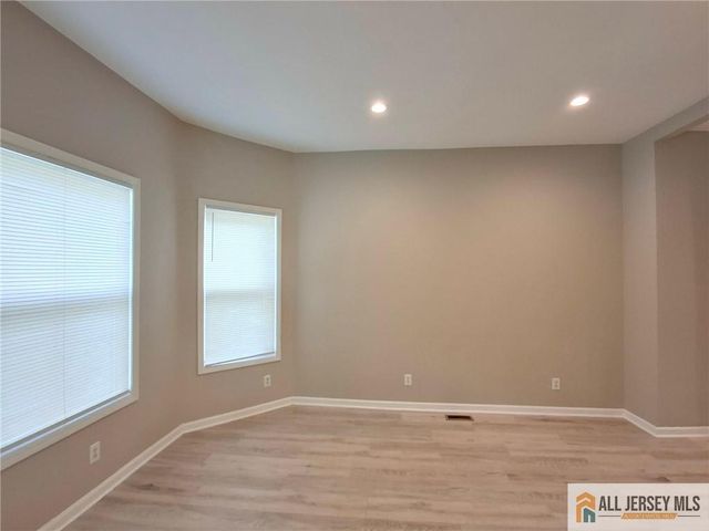 60 Main Street, Sayreville, NJ 08872