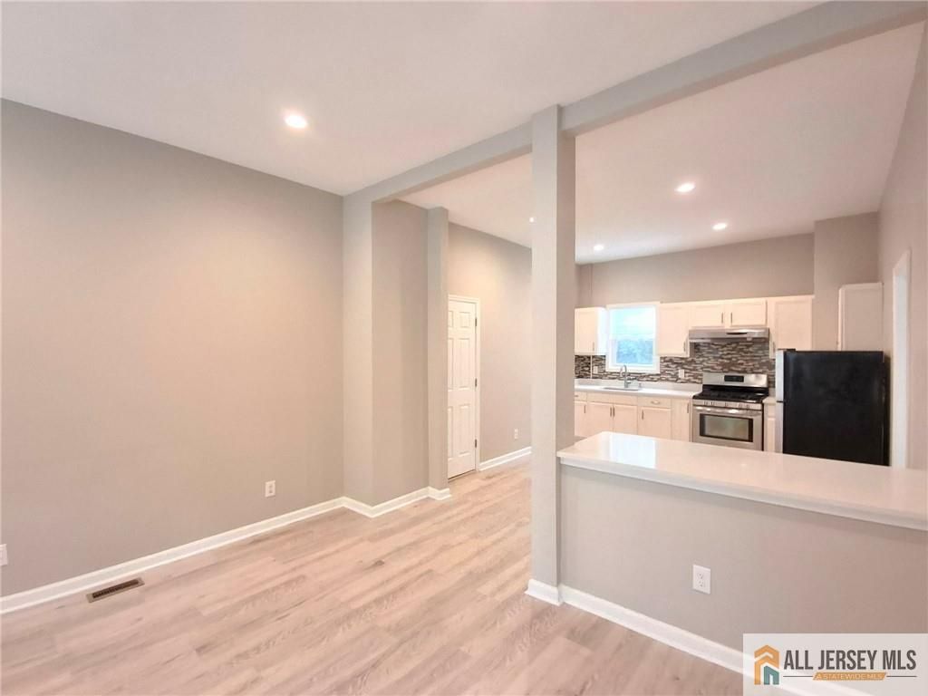 60 Main Street, Sayreville, NJ 08872