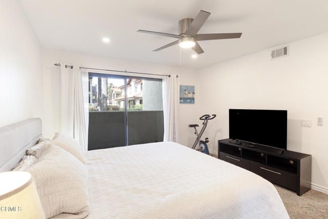 2375 Martinique Lane, Oxnard, CA 93035