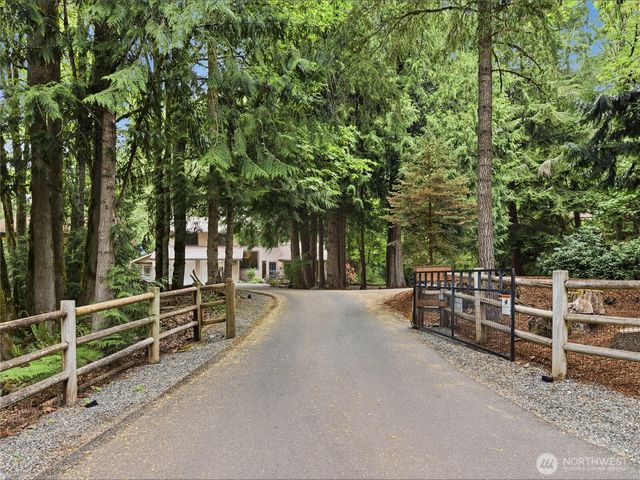 24214 SE 18th Place, Sammamish, WA 98075