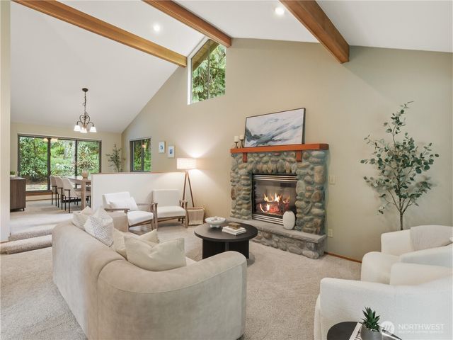 24214 SE 18th Place, Sammamish, WA 98075